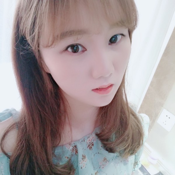 美人伊醉的照片