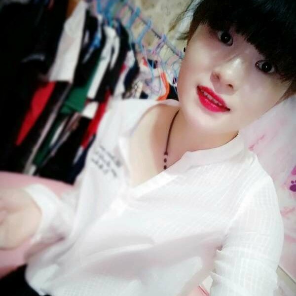 往事蹙眉积极的照片