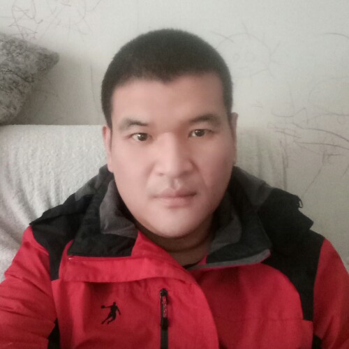 单身三胞胎奶爸的照片