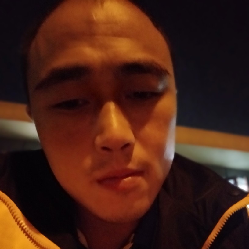 帅哥冷静的照片