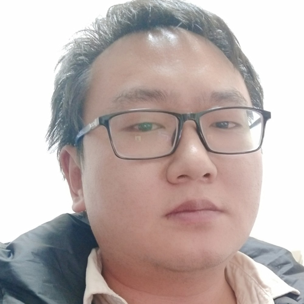 他自己的老父亲的照片