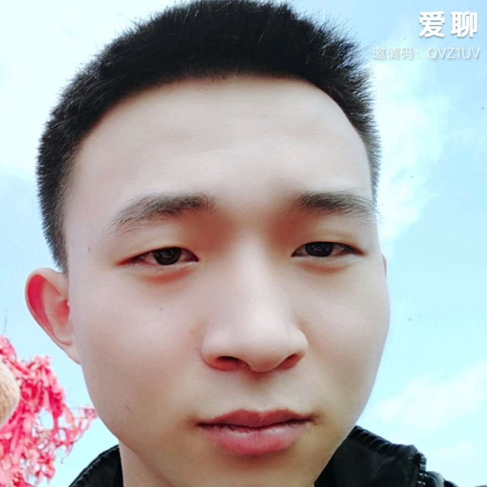 动人有缱绻的照片