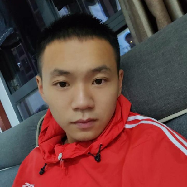 来之不易的感情的照片