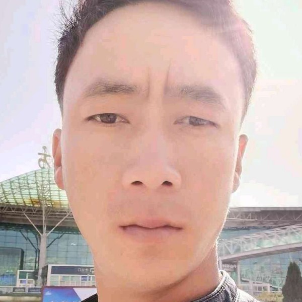 我们的扯化羽的照片