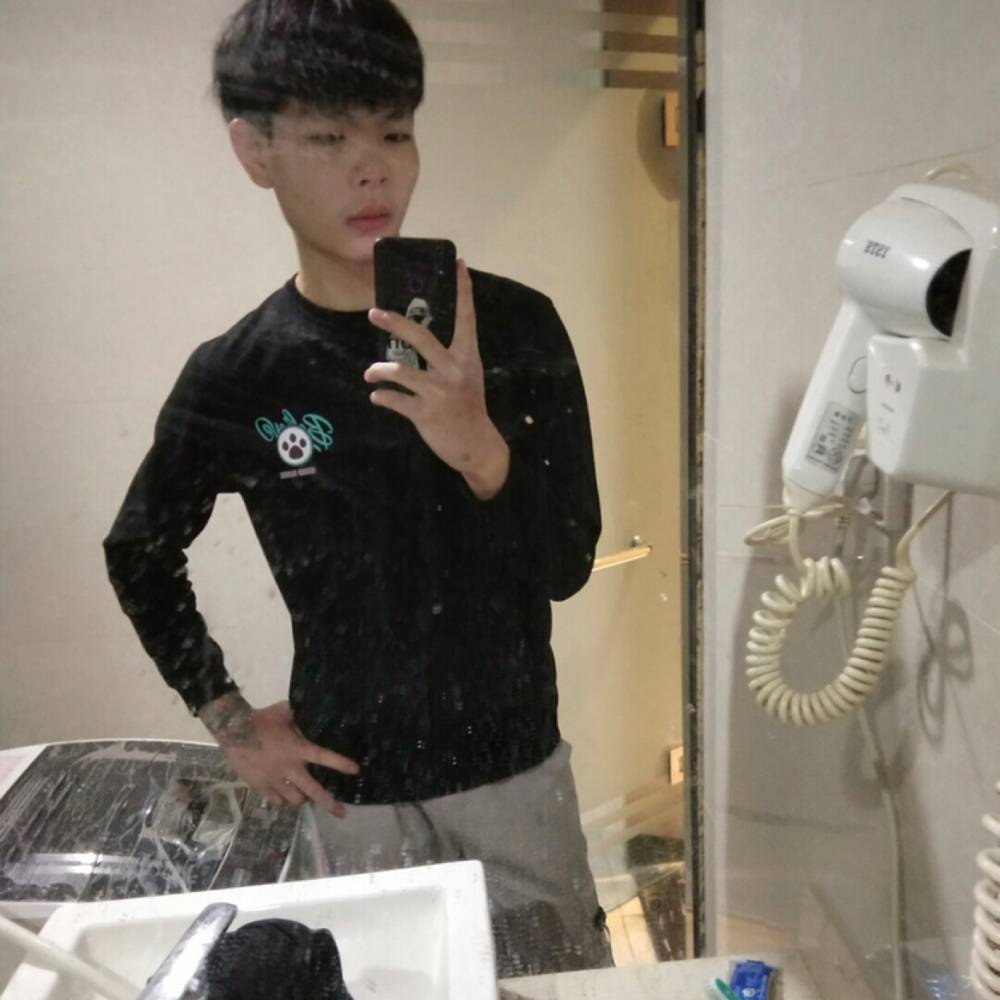 犹豫有小土豆的照片