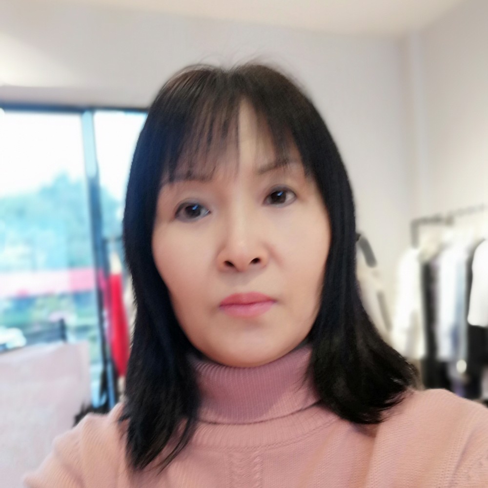 白色丽人的照片