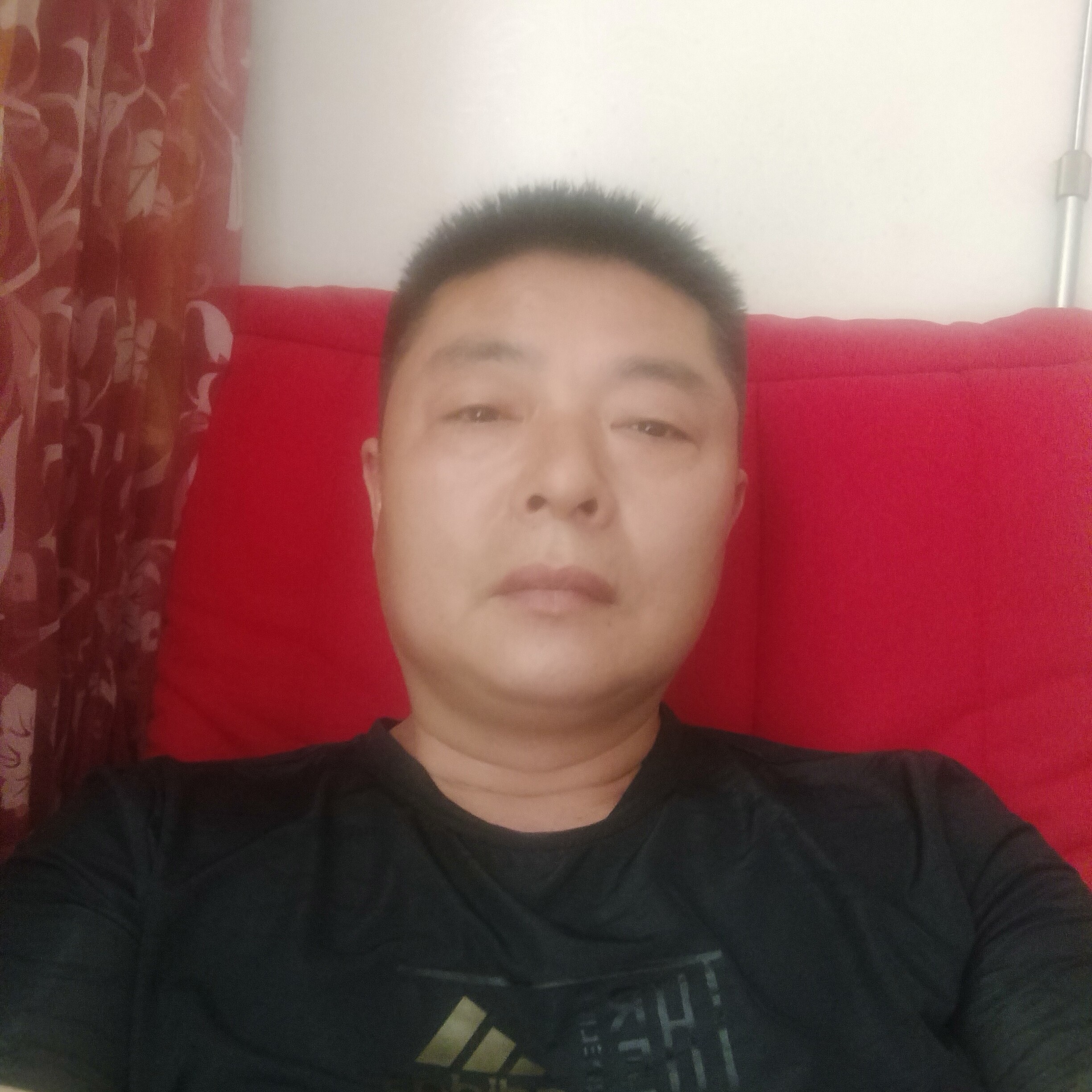 书本浅吻直率的照片