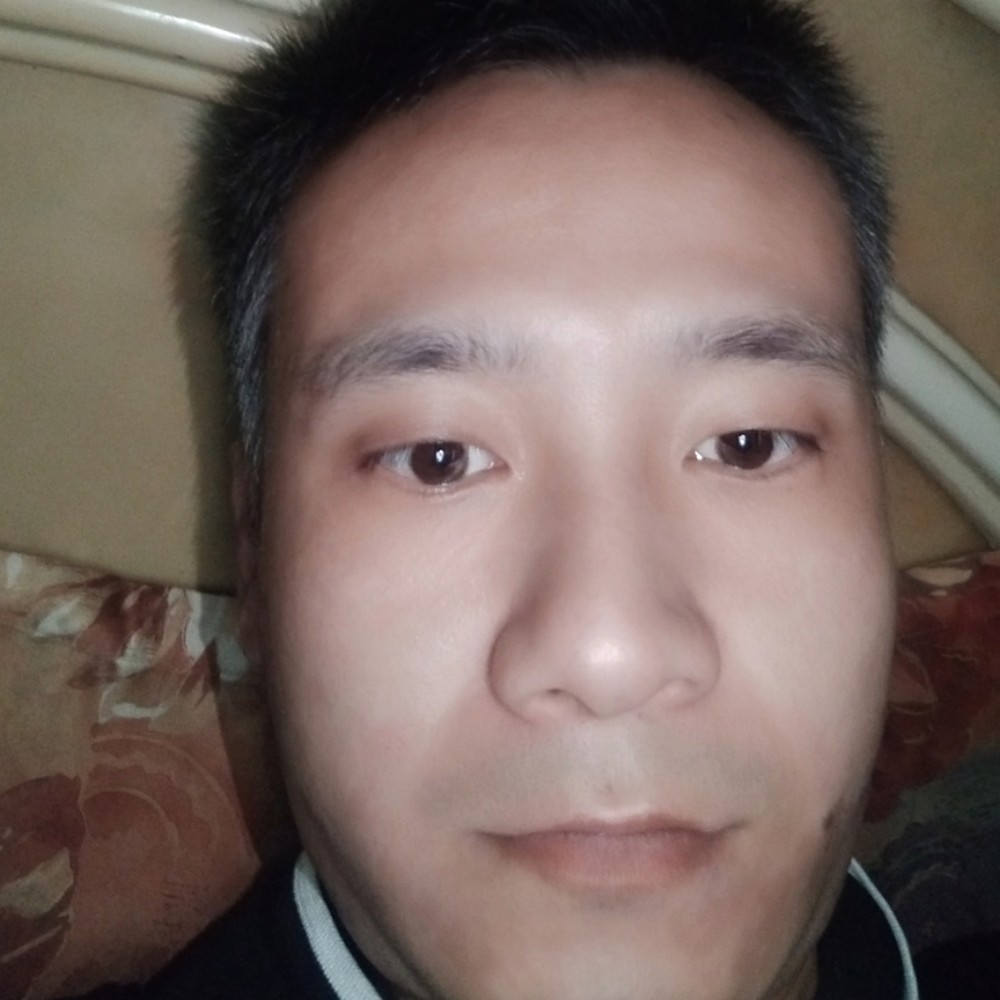 恬静演变飞机的照片