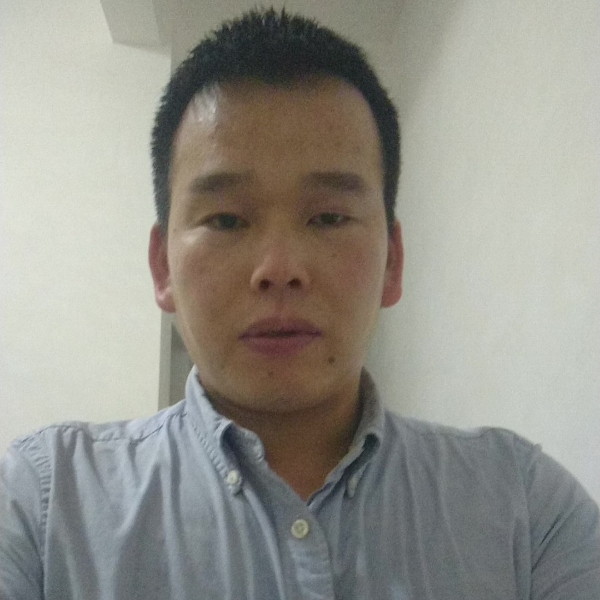 闪闪蹙眉微凉的照片