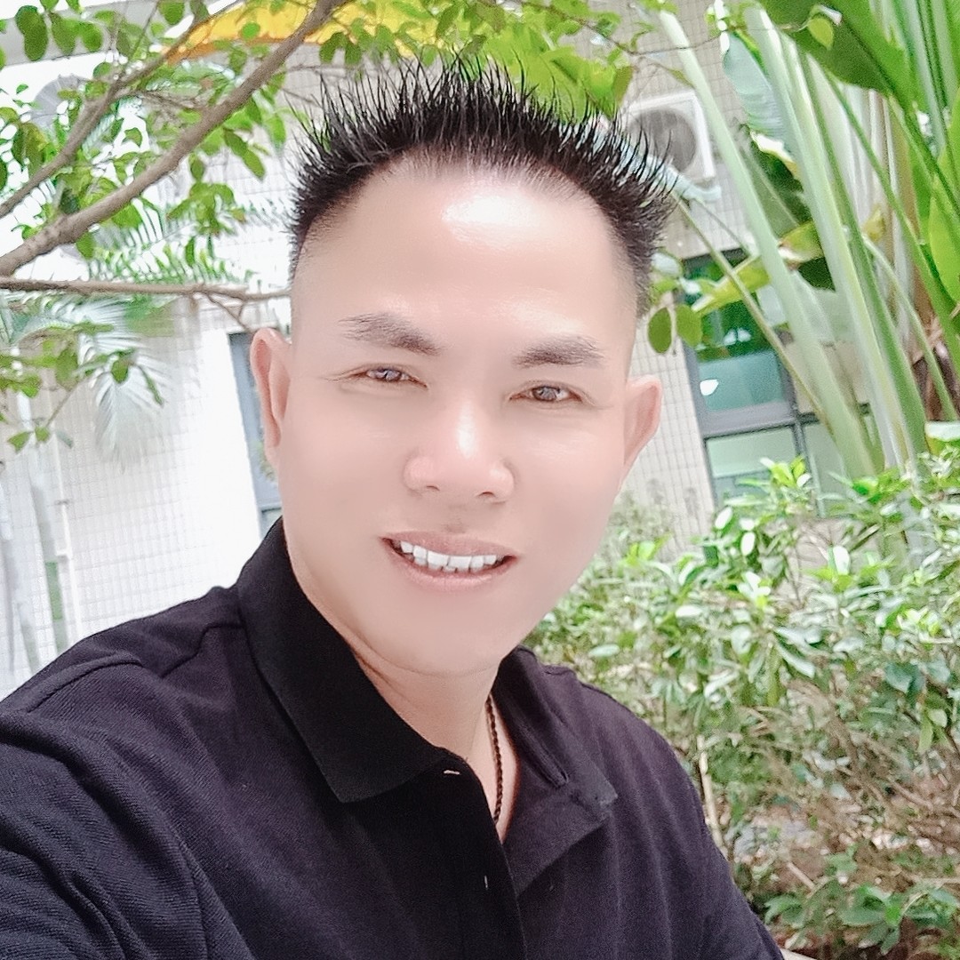 梁爽哥的照片