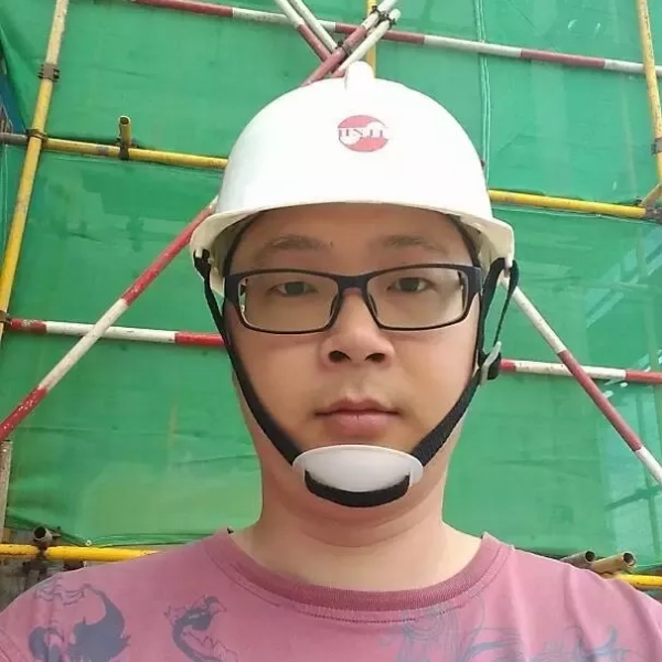 陈侃的照片