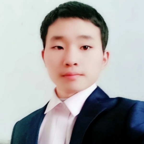 有追求爱情的少年的照片