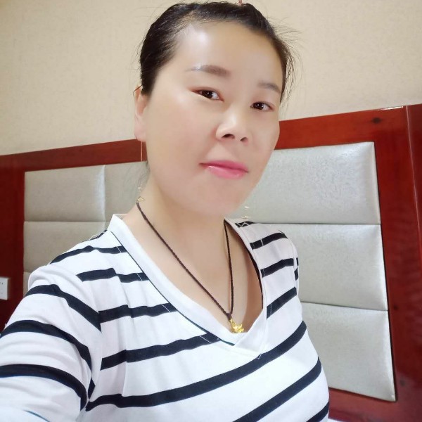 成熟的牡丹的照片