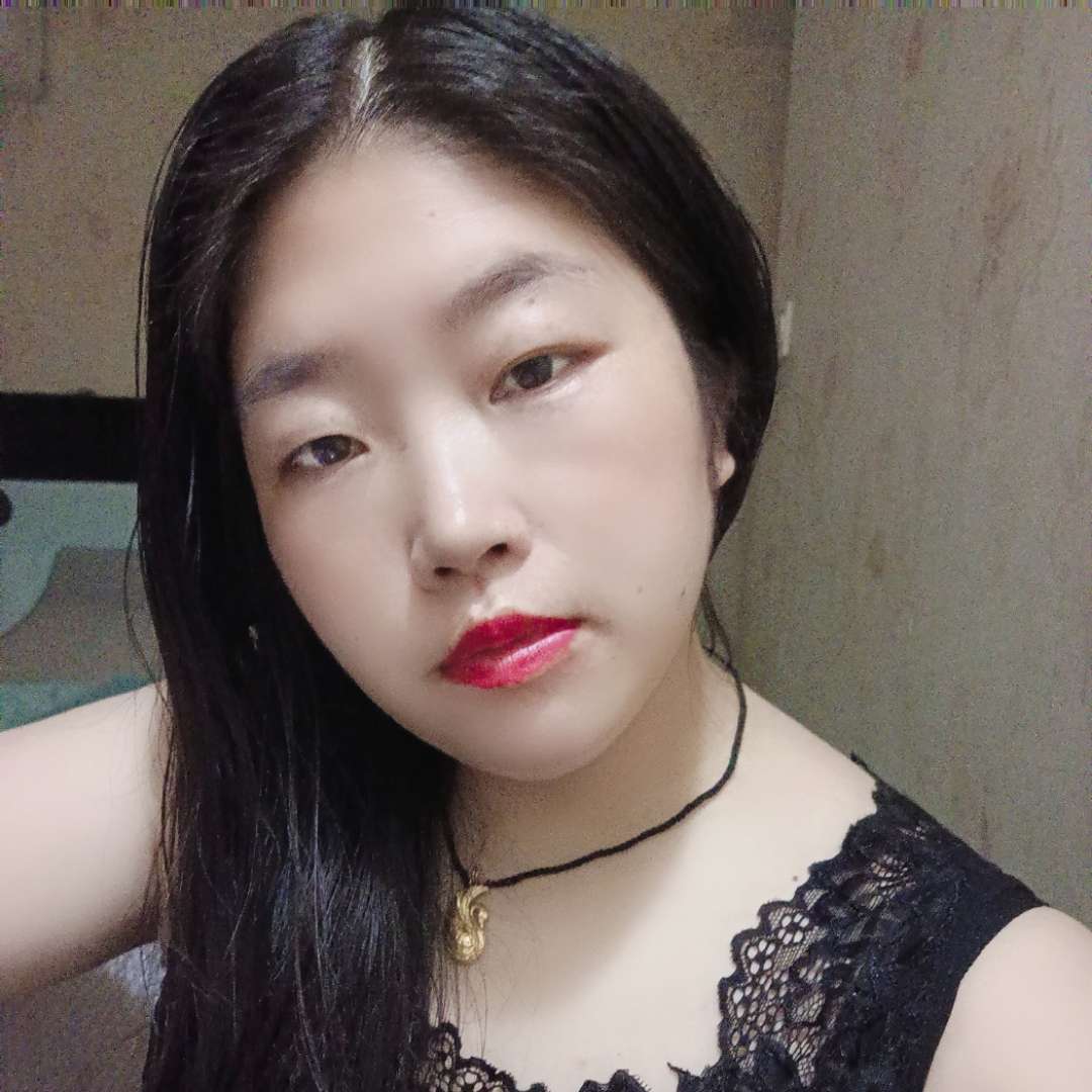 愉快笑兰的照片