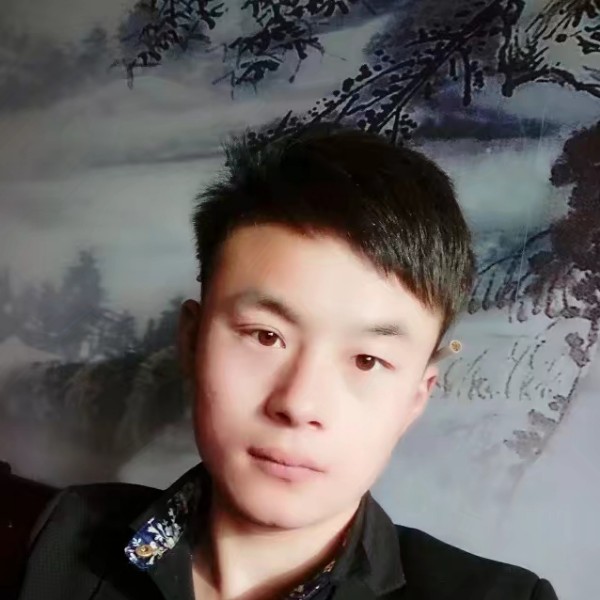 扫地归来的照片