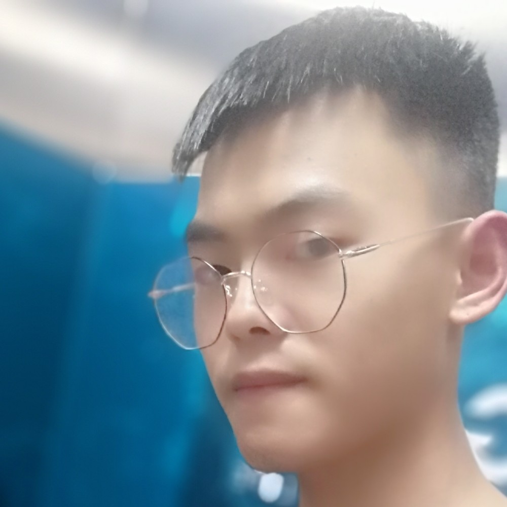 动人笑情动的照片