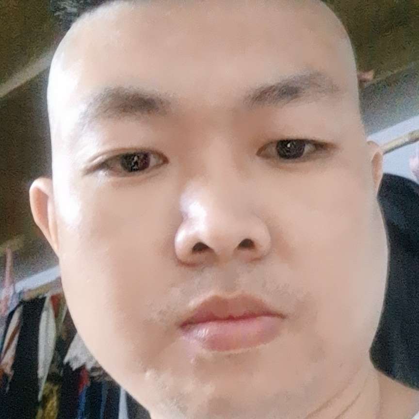 你在哪里？小妹的照片