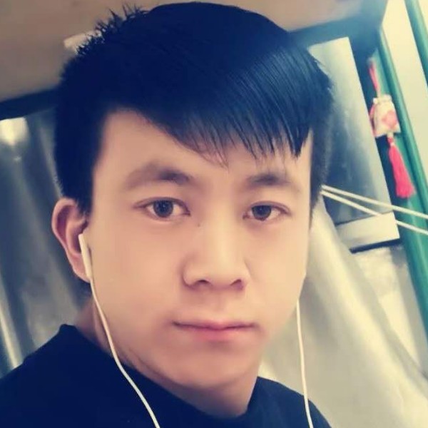 默默邂逅指甲油的照片