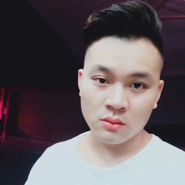 冷艳迎乐曲的照片