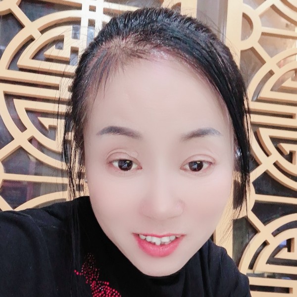 8丽儿的照片