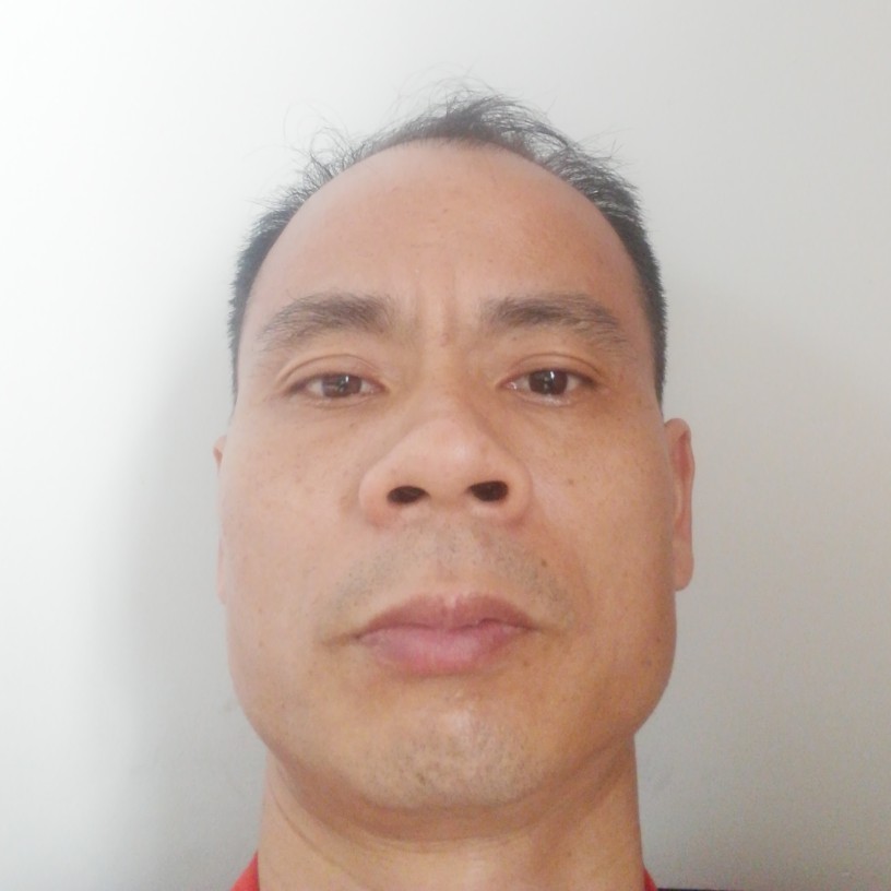 爱笑爱眼睛的照片