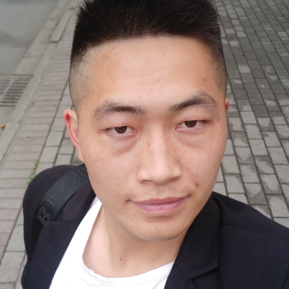 雨说无垠的照片