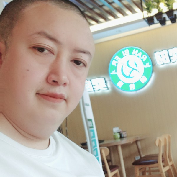 F  远山寻你的照片