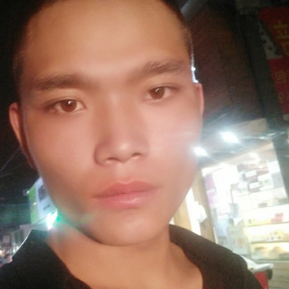 姑娘奔跑吗？的照片