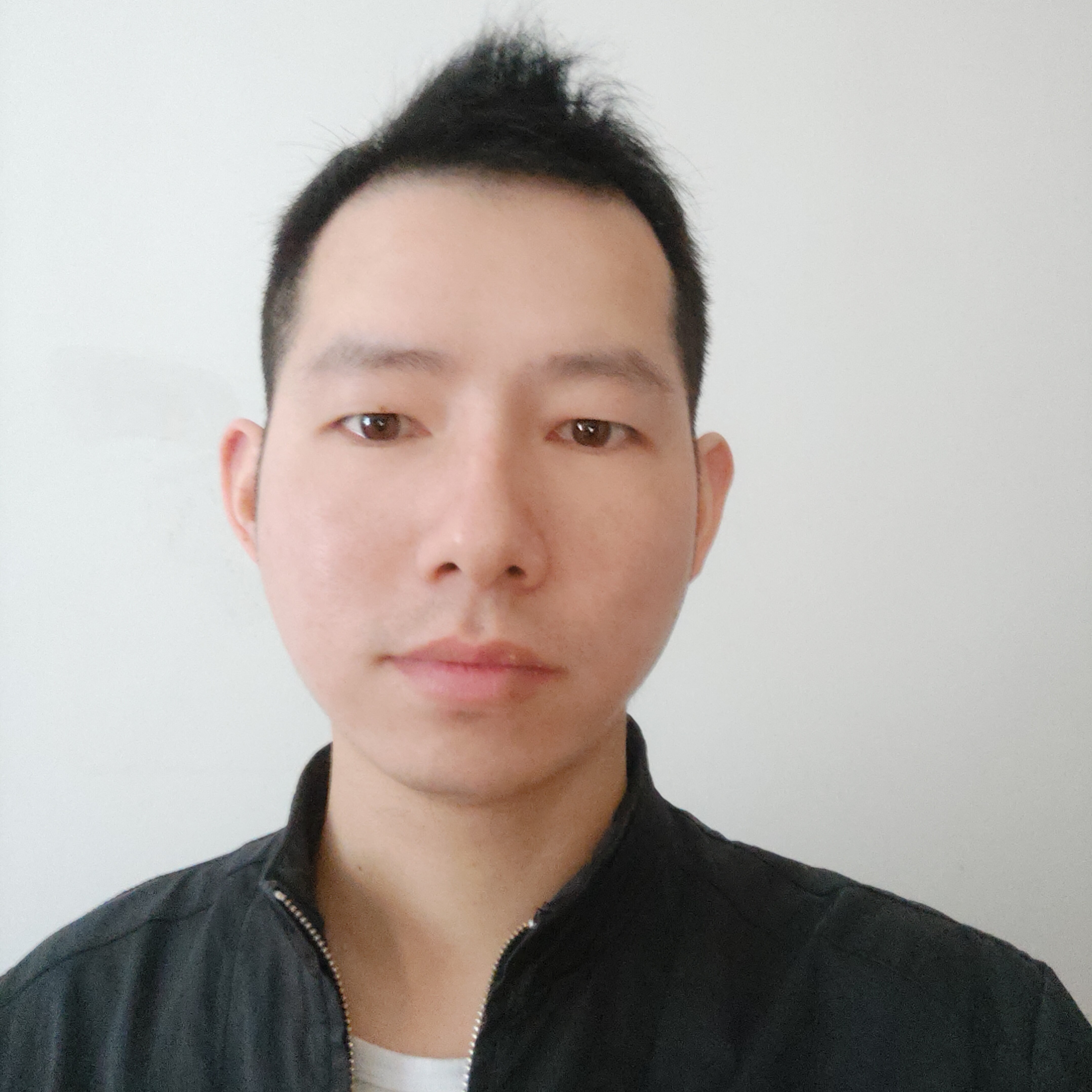 负责拿月饼的照片