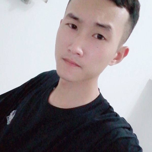 阳光大男孩的照片