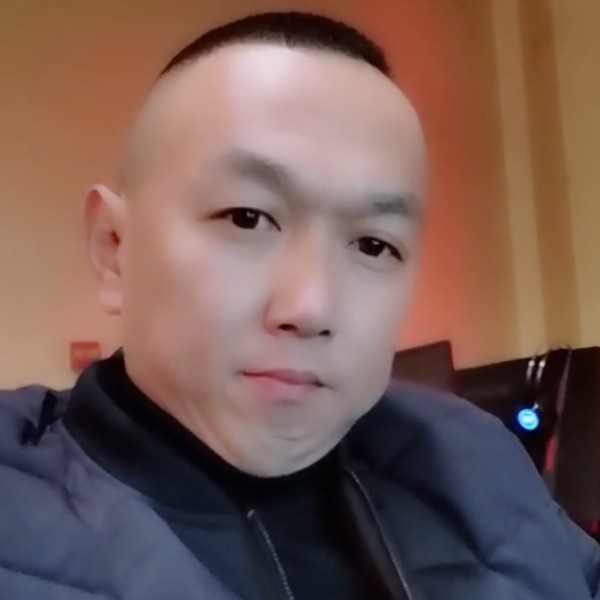 社会你佳哥的照片