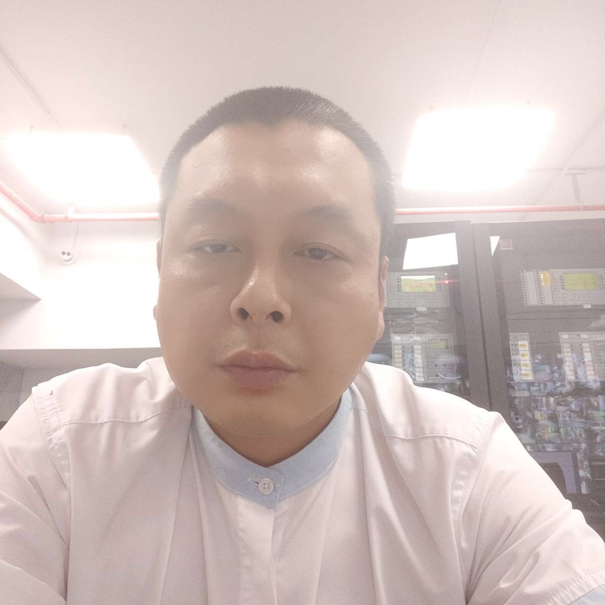 欢喜闻凉面的照片
