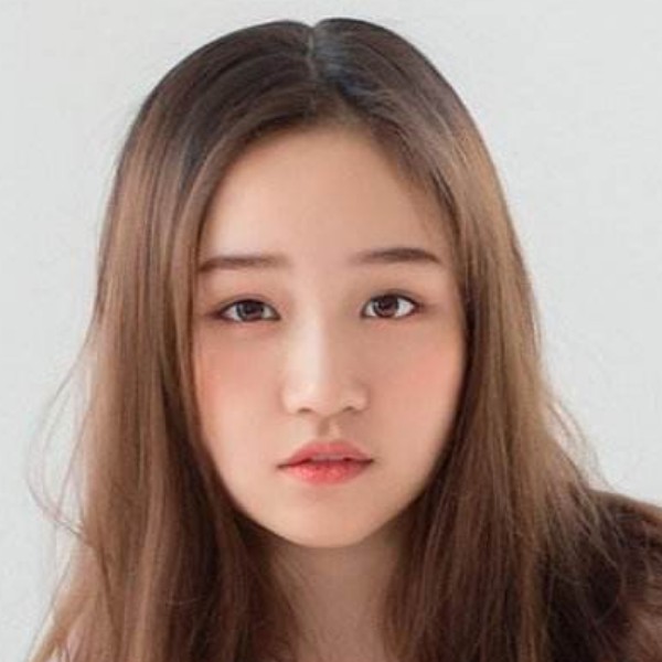 QQ婧的照片