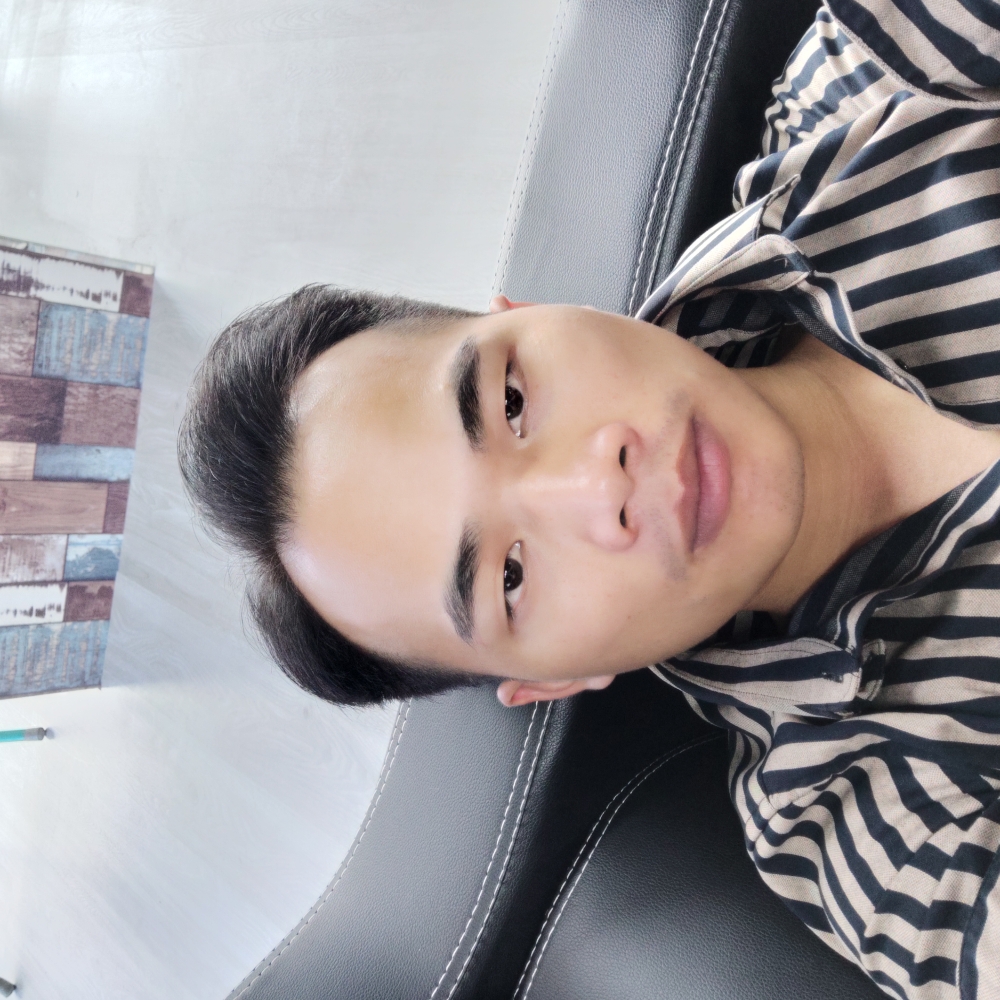 西牛浅吻动人的照片