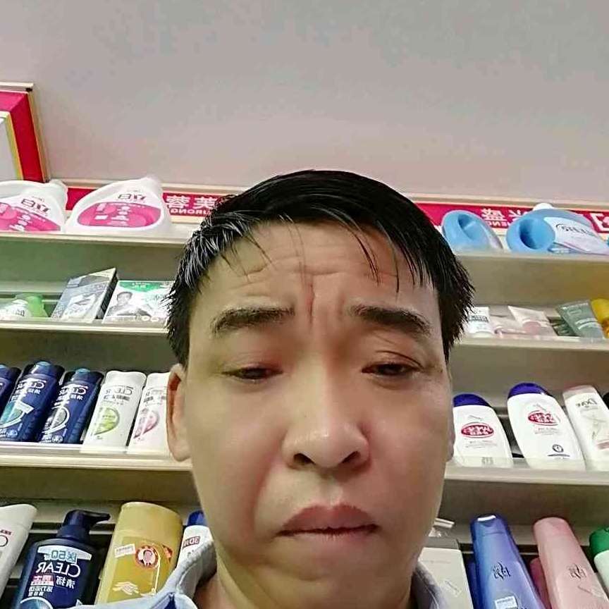 邓国凯的照片