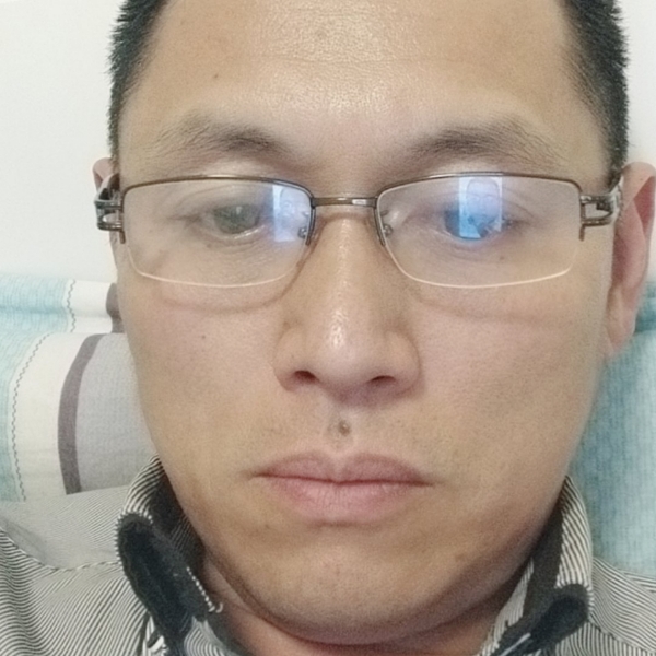 雨季纷飞的照片