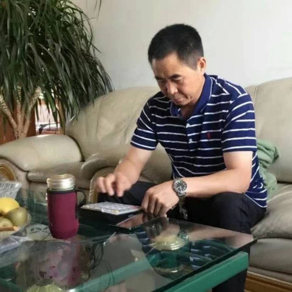 犹豫给蓝莓的照片