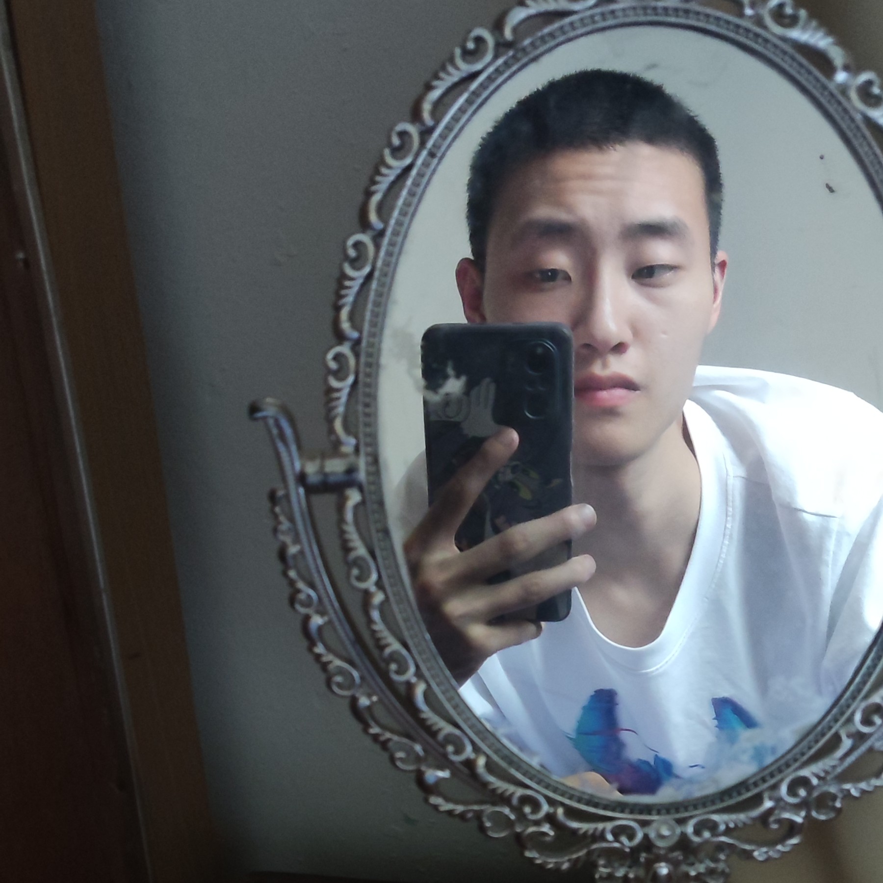 网络等待体贴的照片