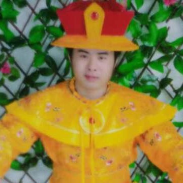 狄垣的照片
