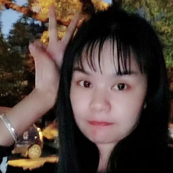香水請翩飞的照片