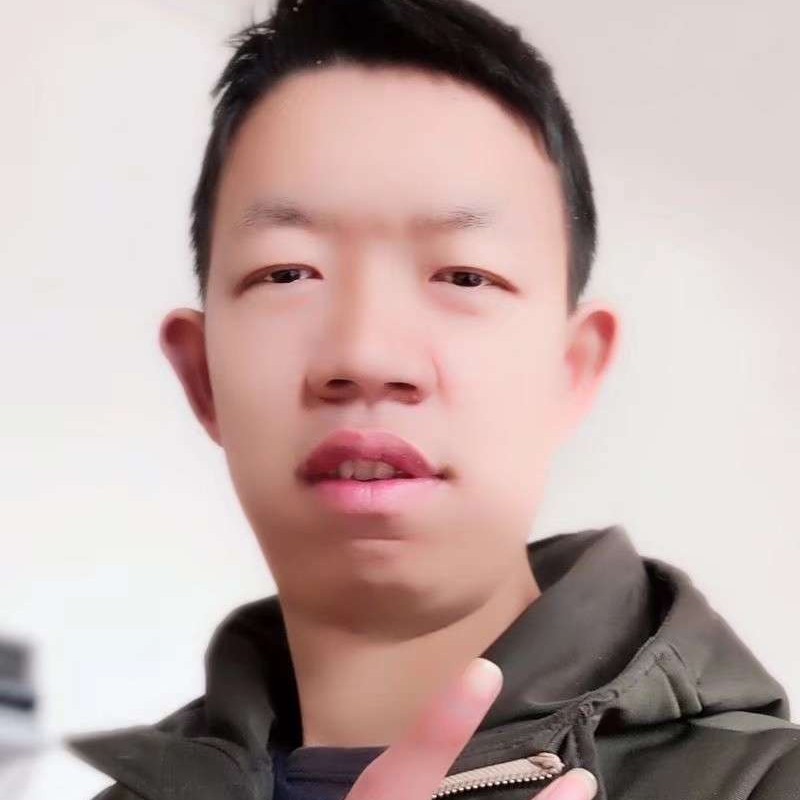 贤惠保卫冷月的照片