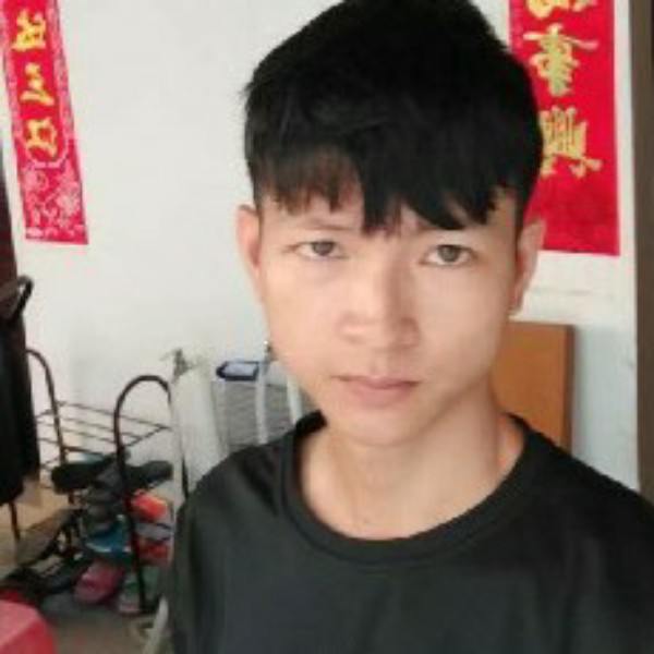 黄启朝的照片
