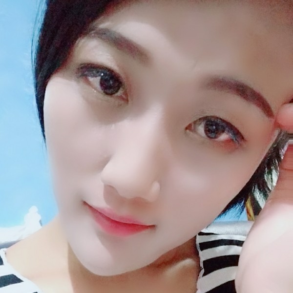 翩飞小猫咪的照片
