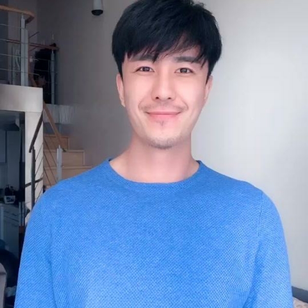 一只大傻子吖的照片