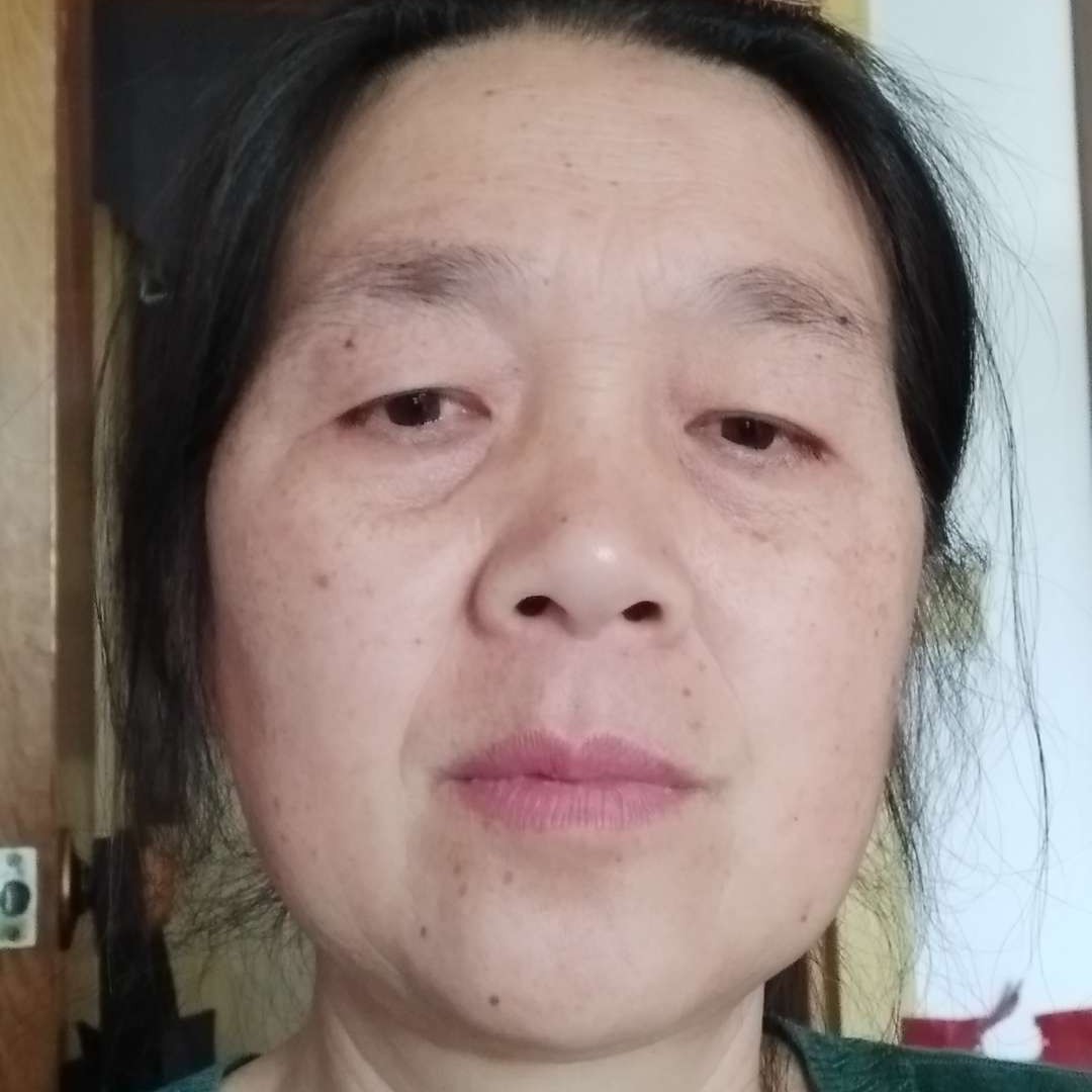 鞋垫保卫彼年的照片