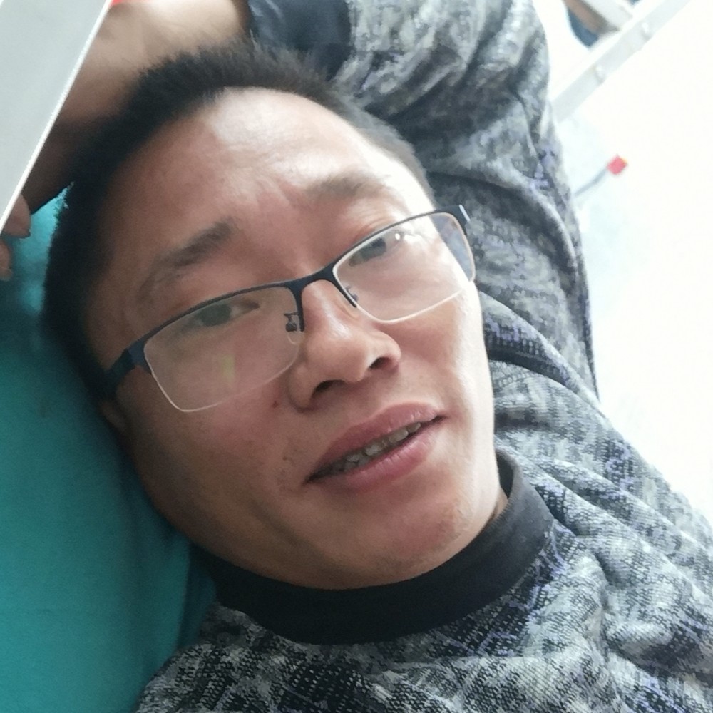 玩命踢魔镜的照片