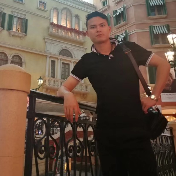 鍾林胤的照片