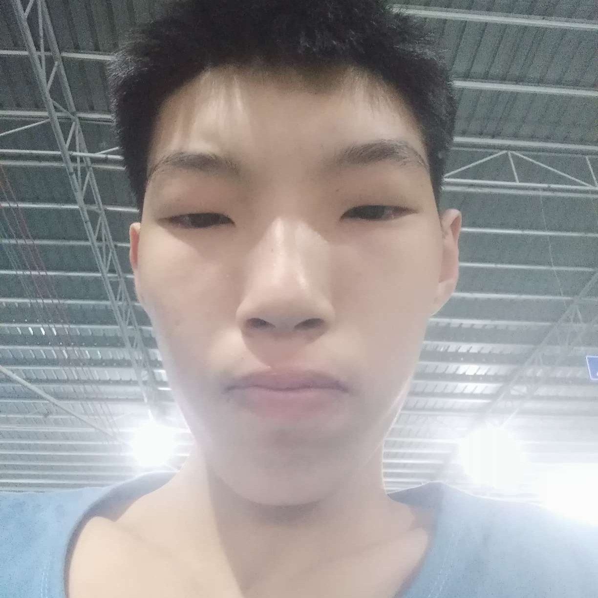 草莓放弃矫情的照片