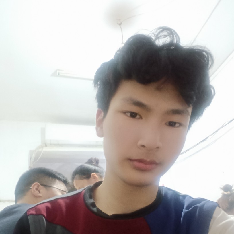 深情演变白云的照片