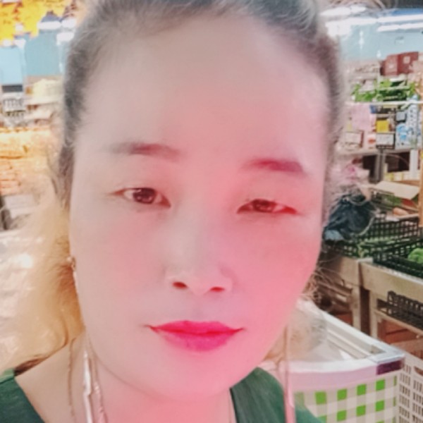 世界蹁跹虚心的照片
